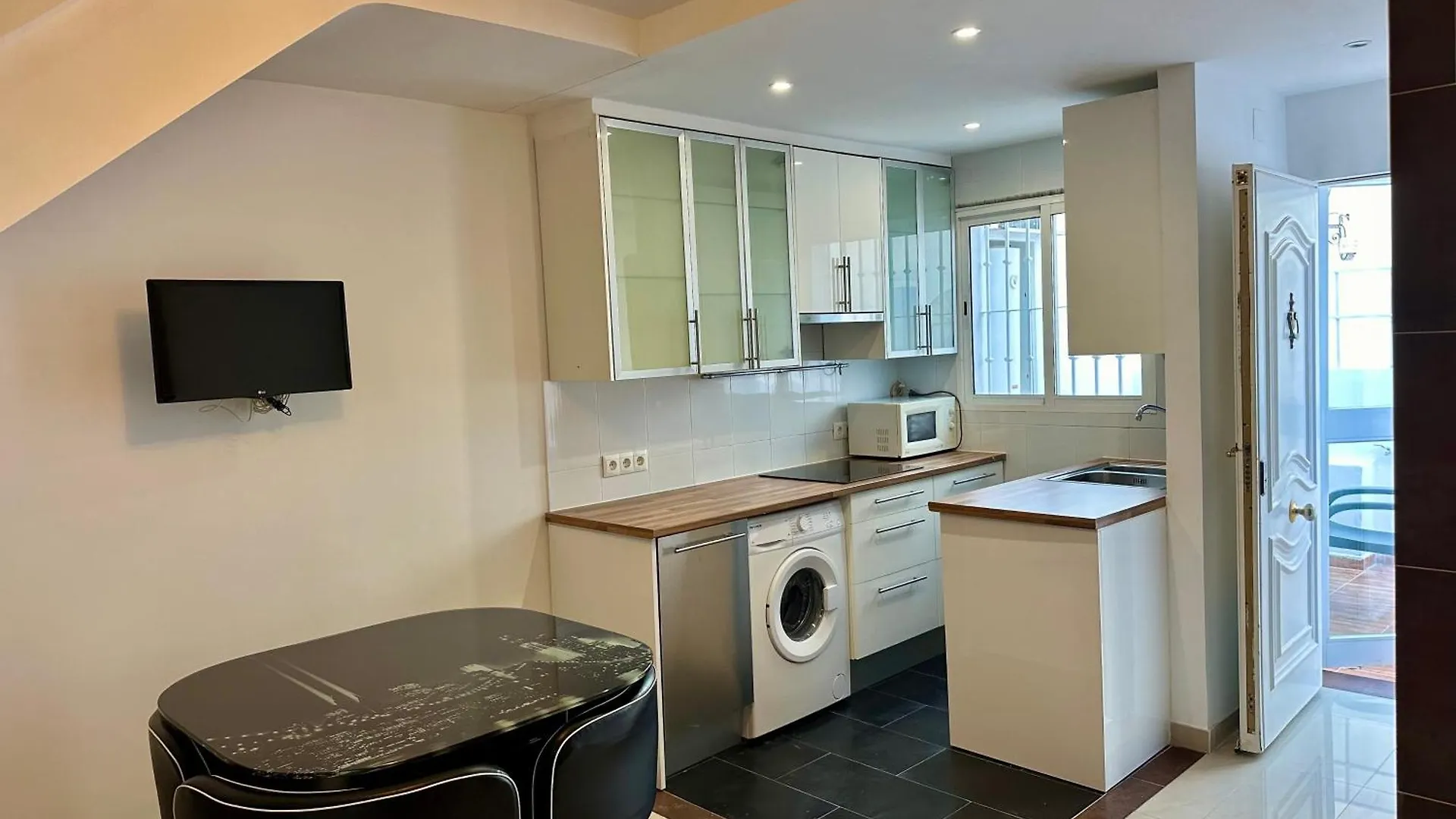 Daire Apartamentum Torremolinos With Pool