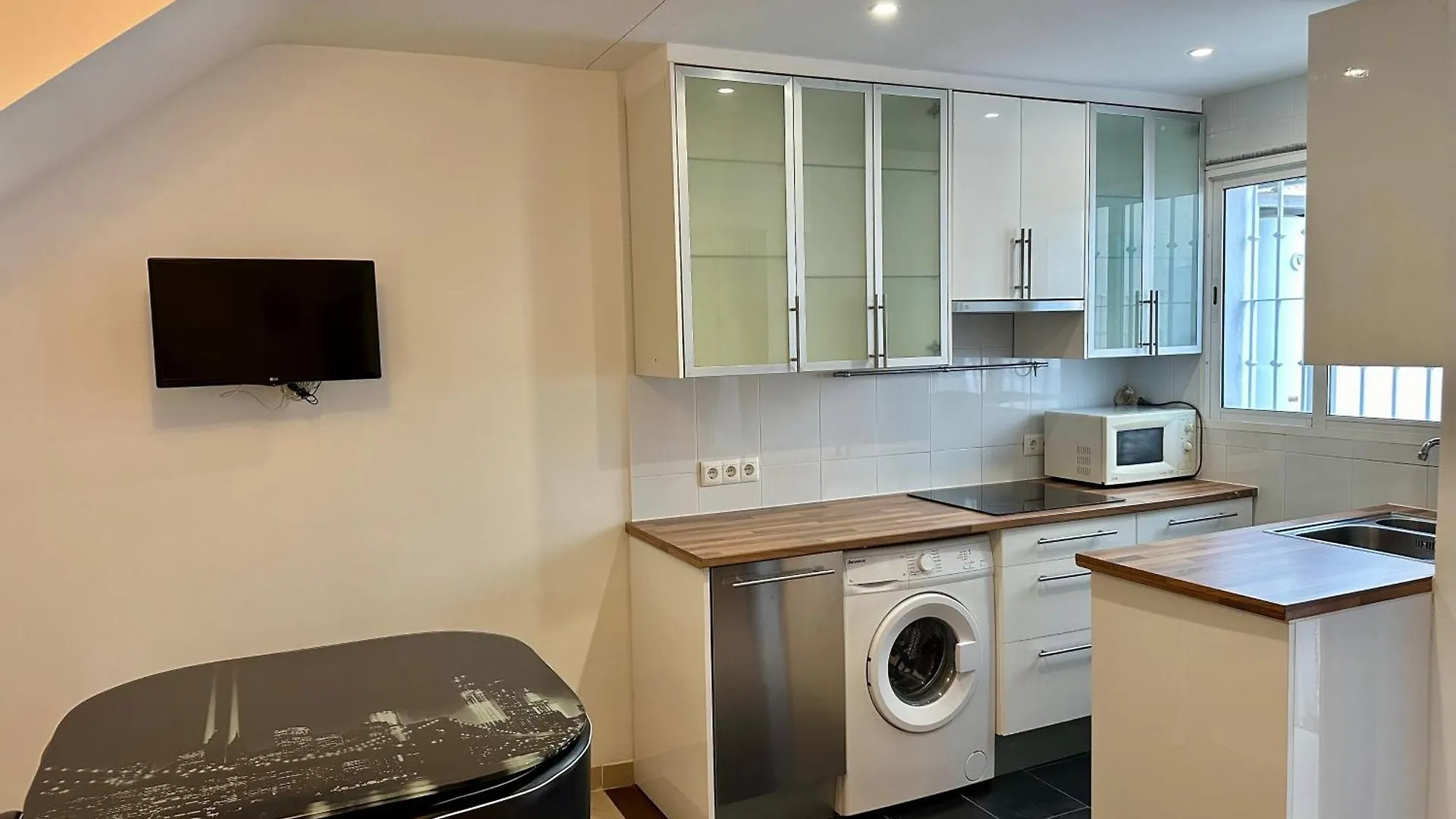 Apartamentum Torremolinos With Pool Apartment